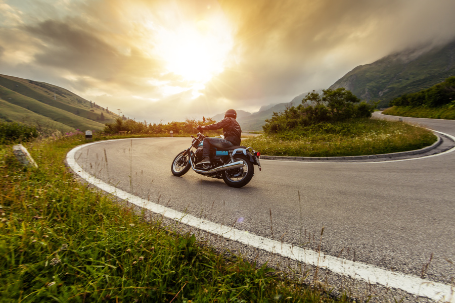 Immatriculation scooter, moto et VSP : démarches, documents et erreurs à éviter