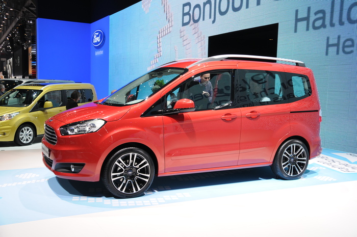 Carte grise Ford Tourneo
